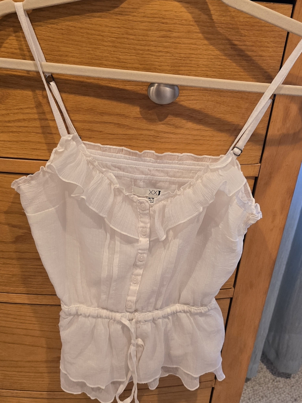 Forever 21 White Textured Ruffle Button Blouse, Women's M